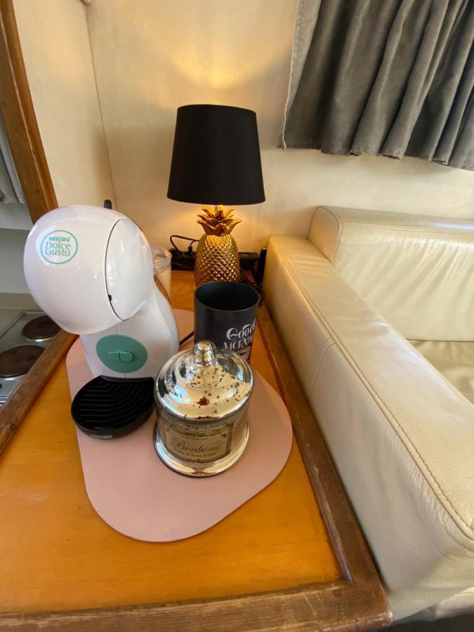 Hotel - Divali - Duerme En Un Confortable Yate En Barcelona Sant Adrià de Besòs Esterno foto